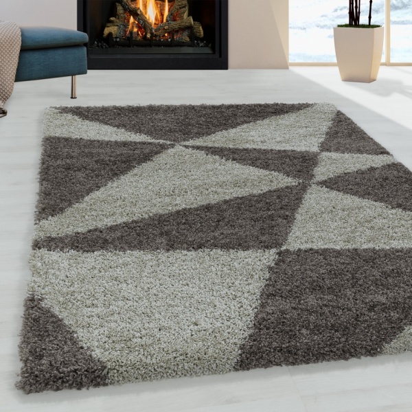 Tango Shaggy Geometric Taupe Rug